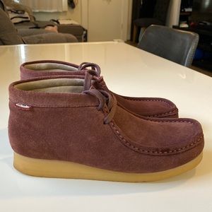 Clarks Wallabee Mid